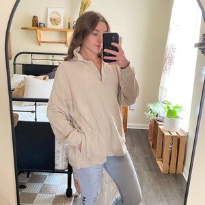 Aerie Long Sleeve Tan Oversized Pullover with Side Pockets — Women’s S